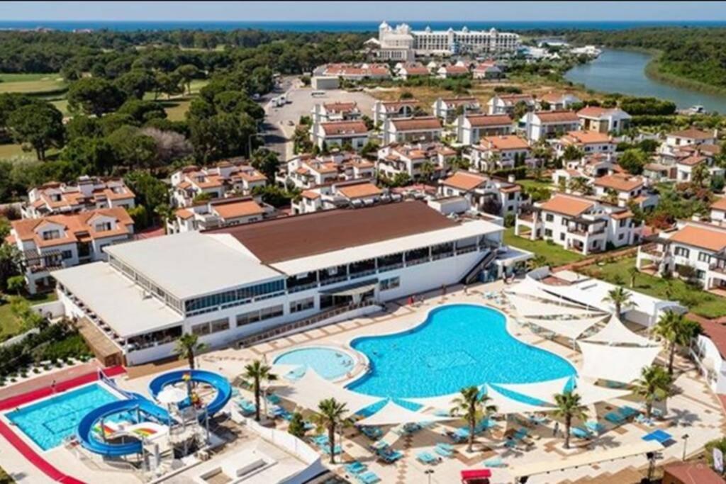Fun&Sun Two Villas For Big Families เบเลก ภายนอก รูปภาพ