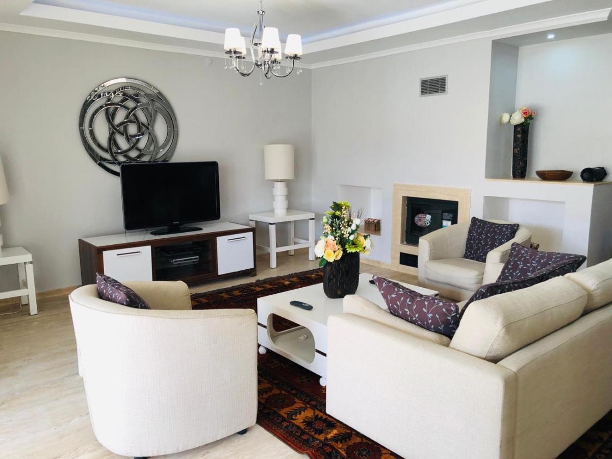 Fun&Sun Two Villas For Big Families เบเลก ภายนอก รูปภาพ