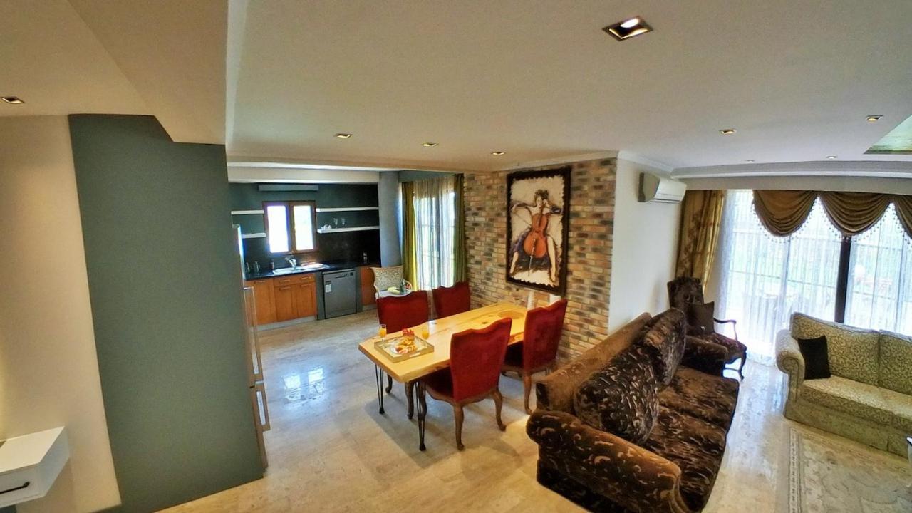 Fun&Sun Two Villas For Big Families เบเลก ภายนอก รูปภาพ